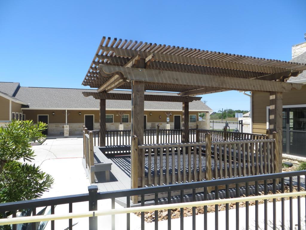 The Lodge At Kenedy Εξωτερικό φωτογραφία